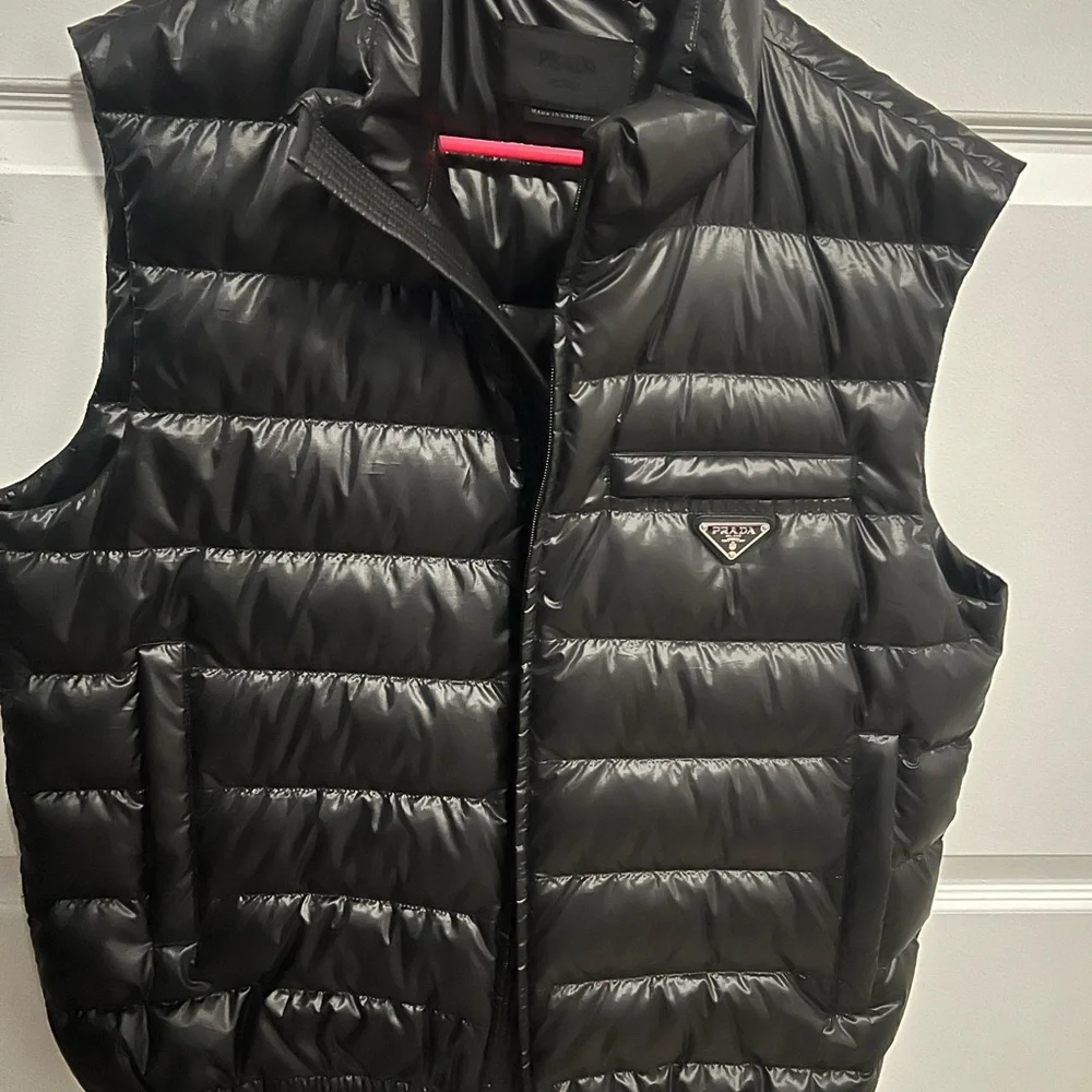 Prada Men's Sleek Black Quilted Vest - Picture 1 of 5